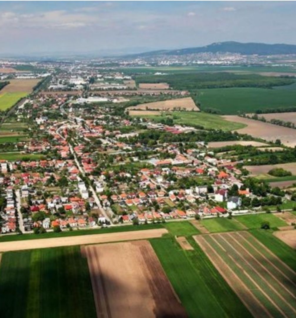 featured image of real estate