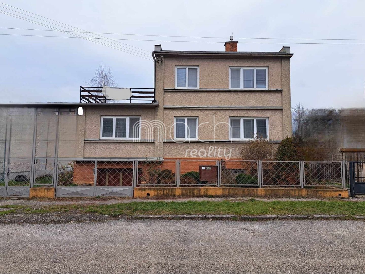 featured image of real estate
