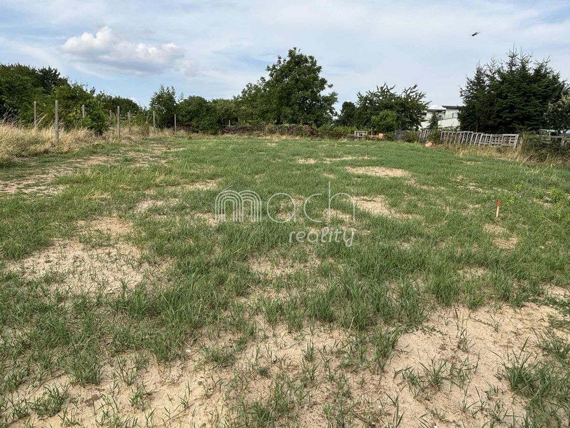 featured image of real estate