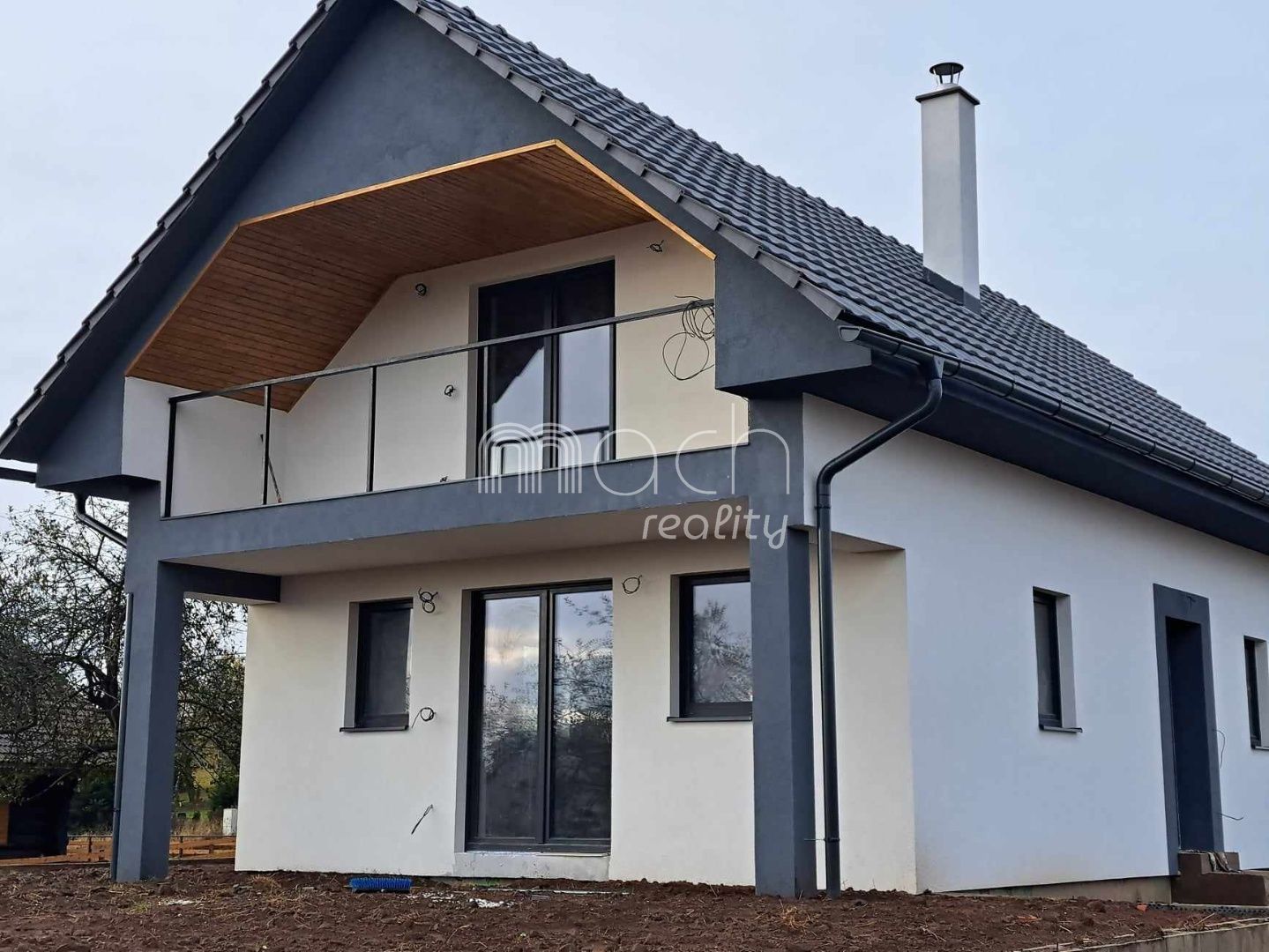 featured image of real estate