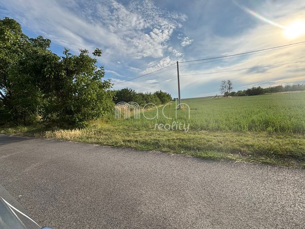 featured image of real estate